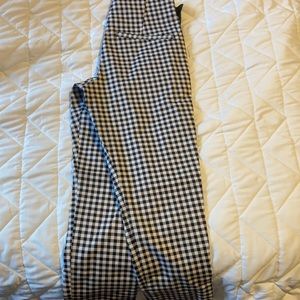 plaid pants from old navy. size 0. perfect cond.
